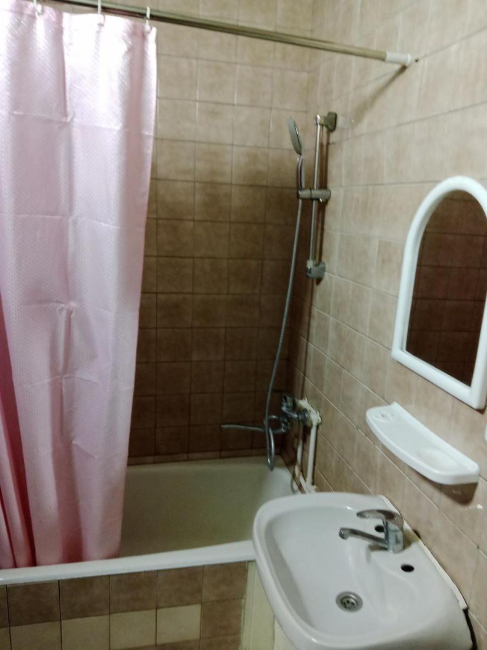 Markaz 6 Uy-122A Honadon-9 Tashkent Bagian luar foto